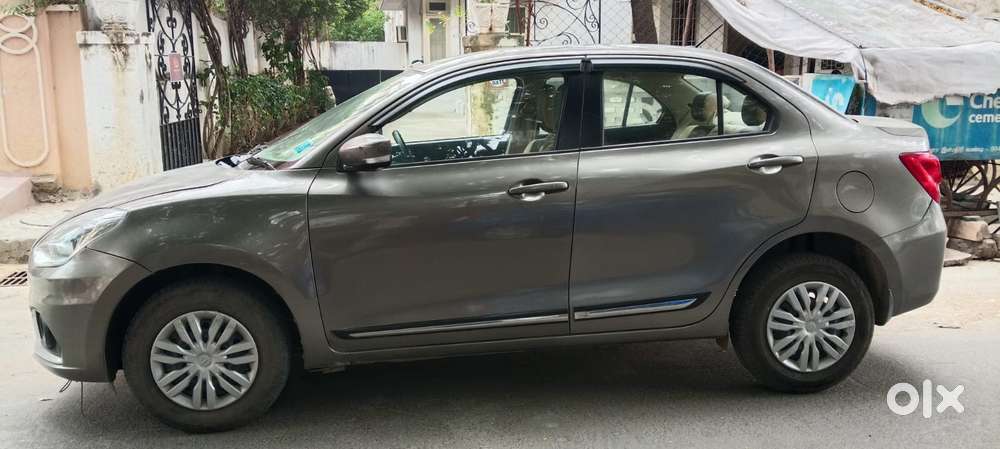 Maruti Suzuki Swift Dzire Vxi Optional, 2020, Petrol