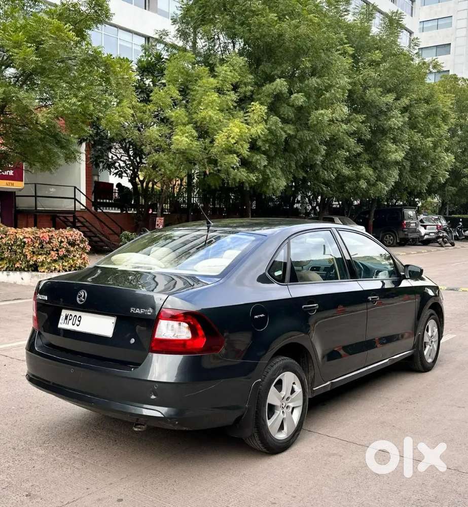 Skoda Rapid 1.6 Plus 2017