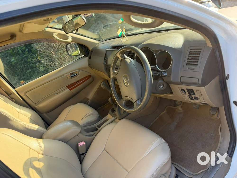 Toyota Fortuner 2009 Diesel Well Maintained