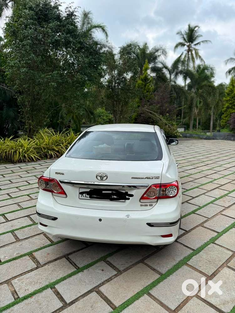 Toyota Corolla Altis Diesel 2012