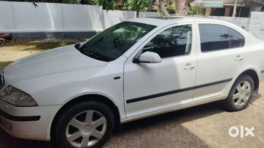 Skoda Laura 2009 Variant L