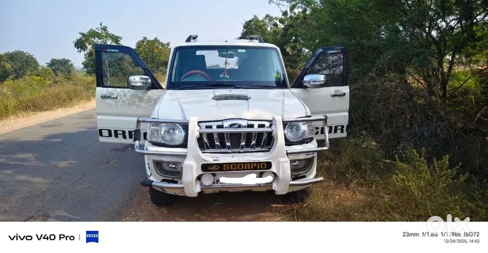 Mahindra Scorpio Classic 2013 Diesel 195000 Km Driven