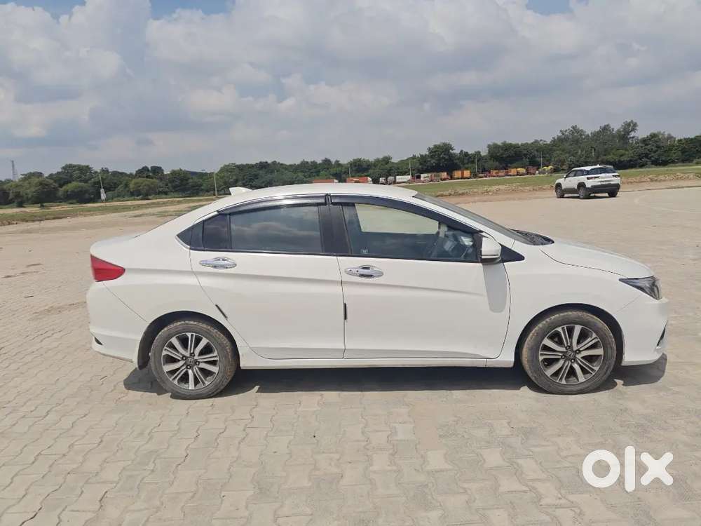Honda City 1.5 V 2019