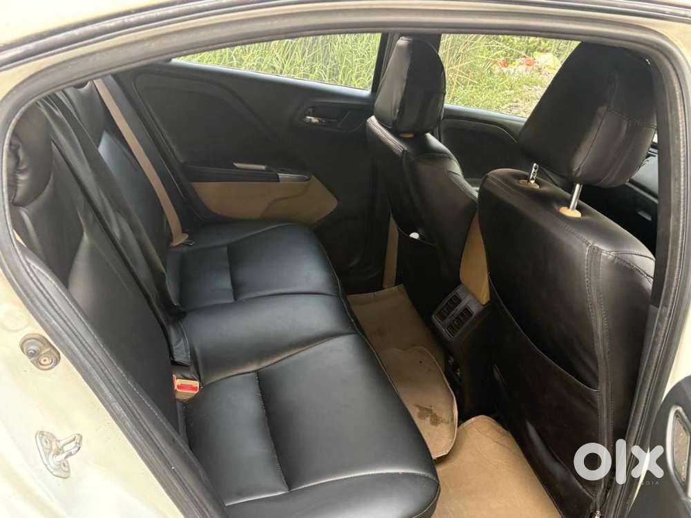 Honda City Vx 2015 Petrol,sunroof,interior Modified