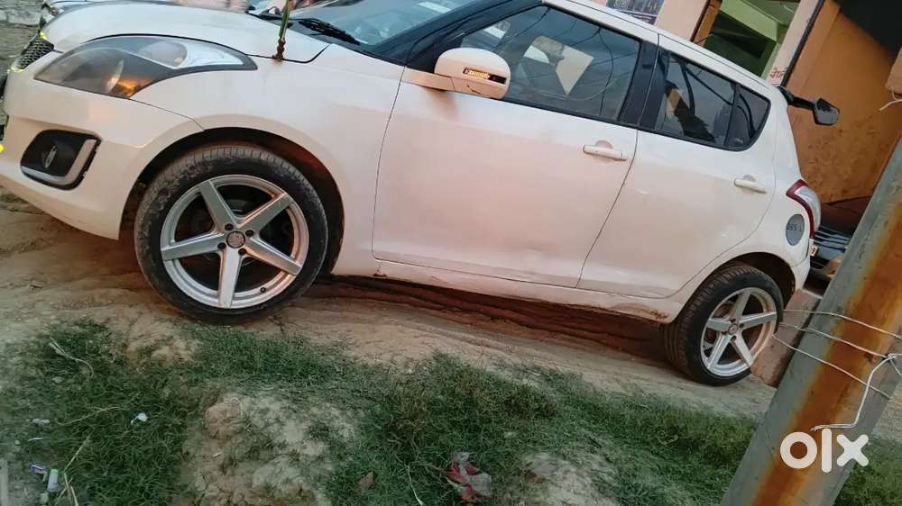 Maruti Suzuki Swift 2013 Diesel 74000 Km Driven Elloy Wheel 17 Inch Me