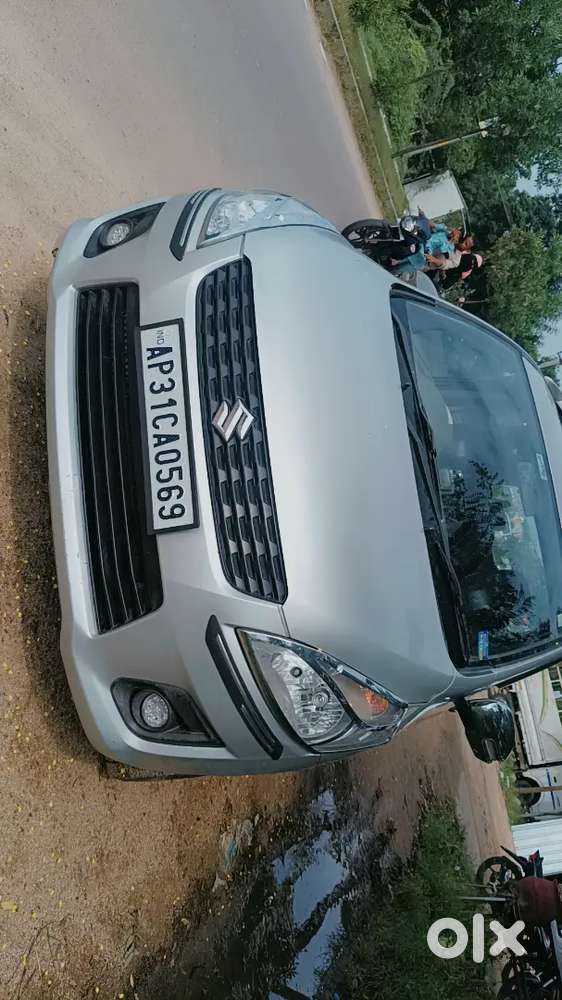 Maruti Suzuki Ertiga 2013 Diesel 185000 Km Driven