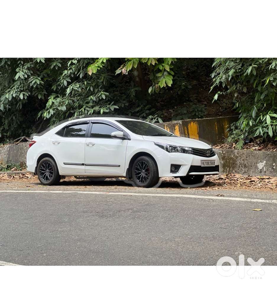 2015 Toyota Corolla Altis