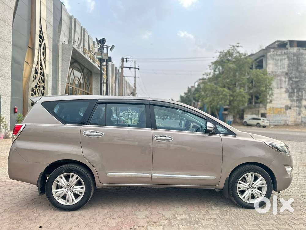 Toyota Innova Crysta 2.4 Zx Mt, 2016, Diesel