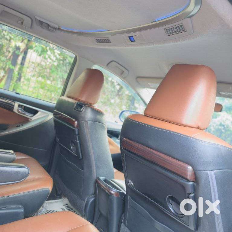 Toyota Innova Crysta 2.8 Z, 2016, Diesel
