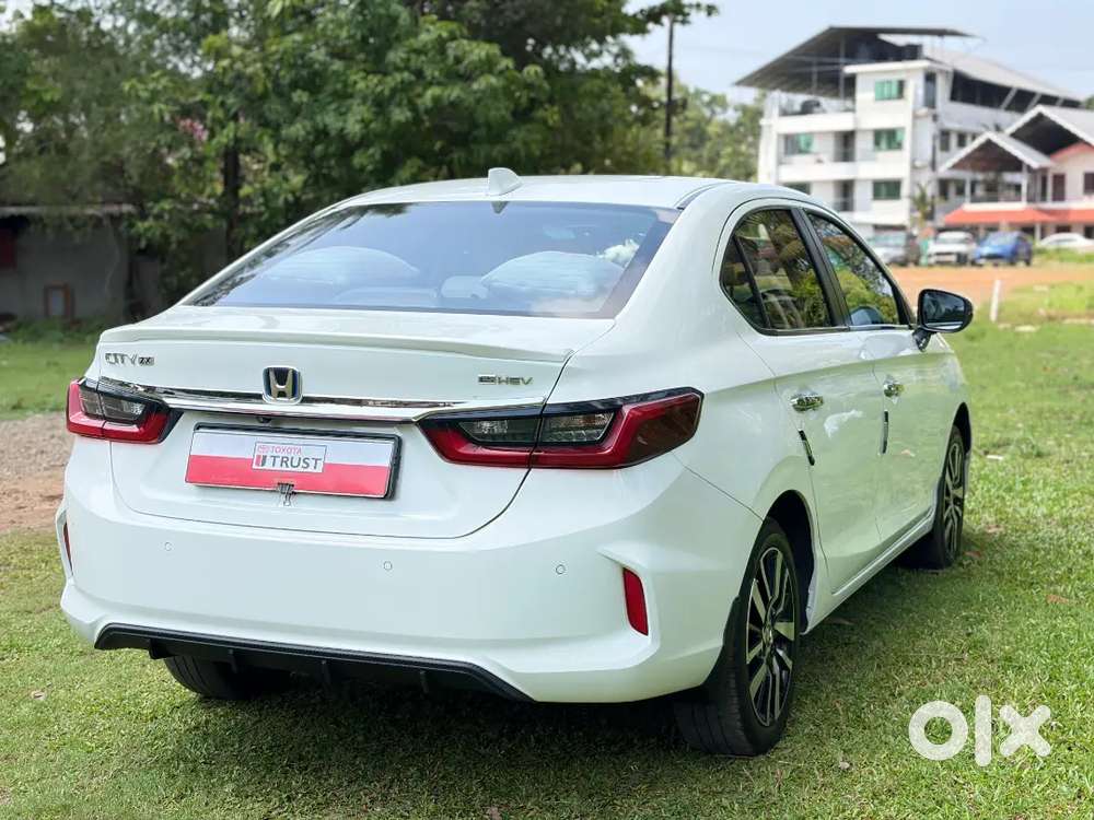 2022  Honda City Zx Hybrid