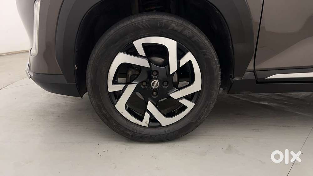 Nissan Magnite 1.0 Xv Premium Turbo Cvt (o), 2021, Petrol