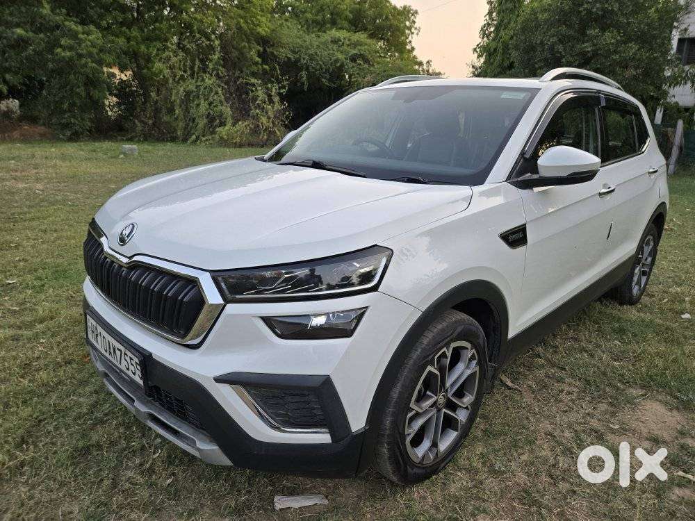 Skoda Kushaq 1.0 Tsi Style At (6 Airbags), 2021, Petrol