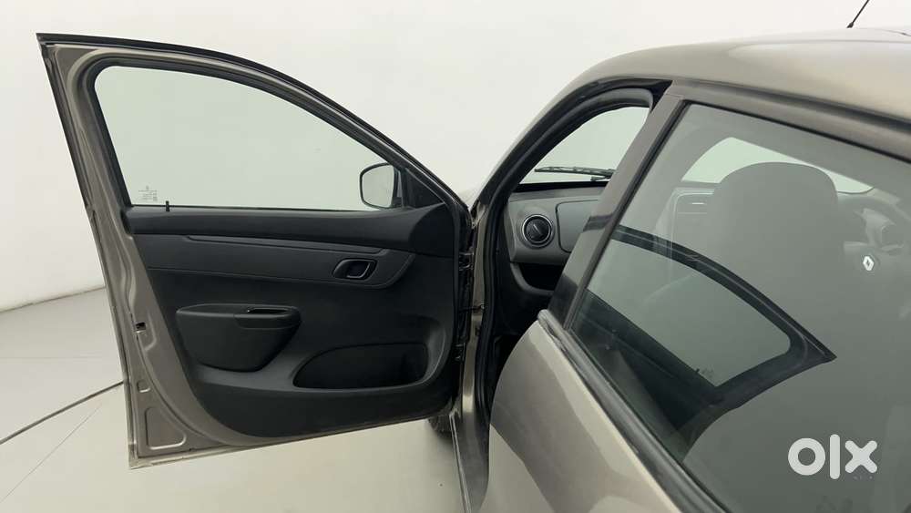 Renault Kwid 2019-ongoing 1.0 Rxt Amt (o), 2017, Petrol