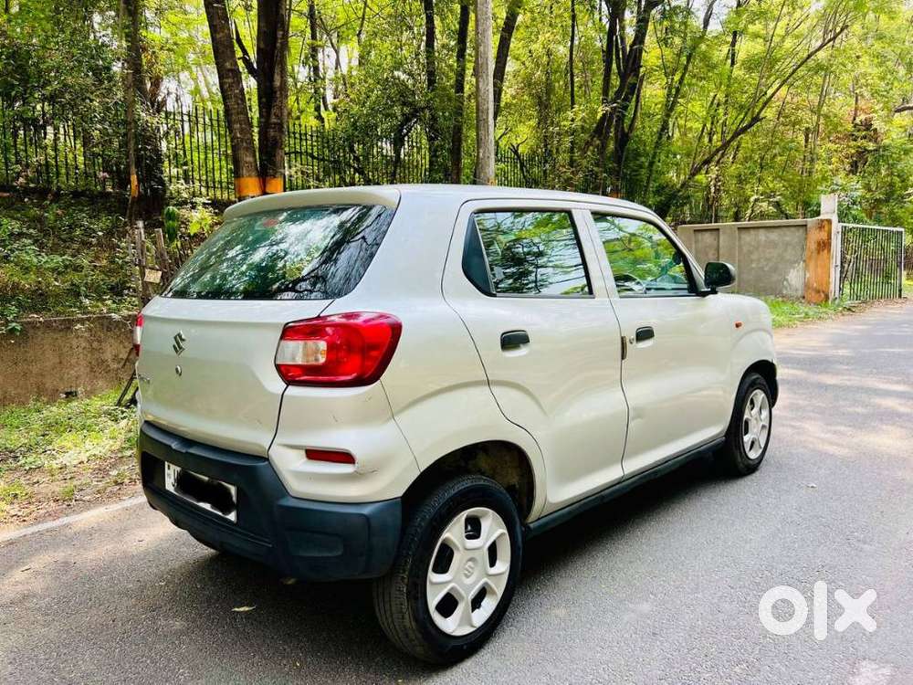 Maruti Suzuki S-presso Vxi Opt, 2023, Petrol