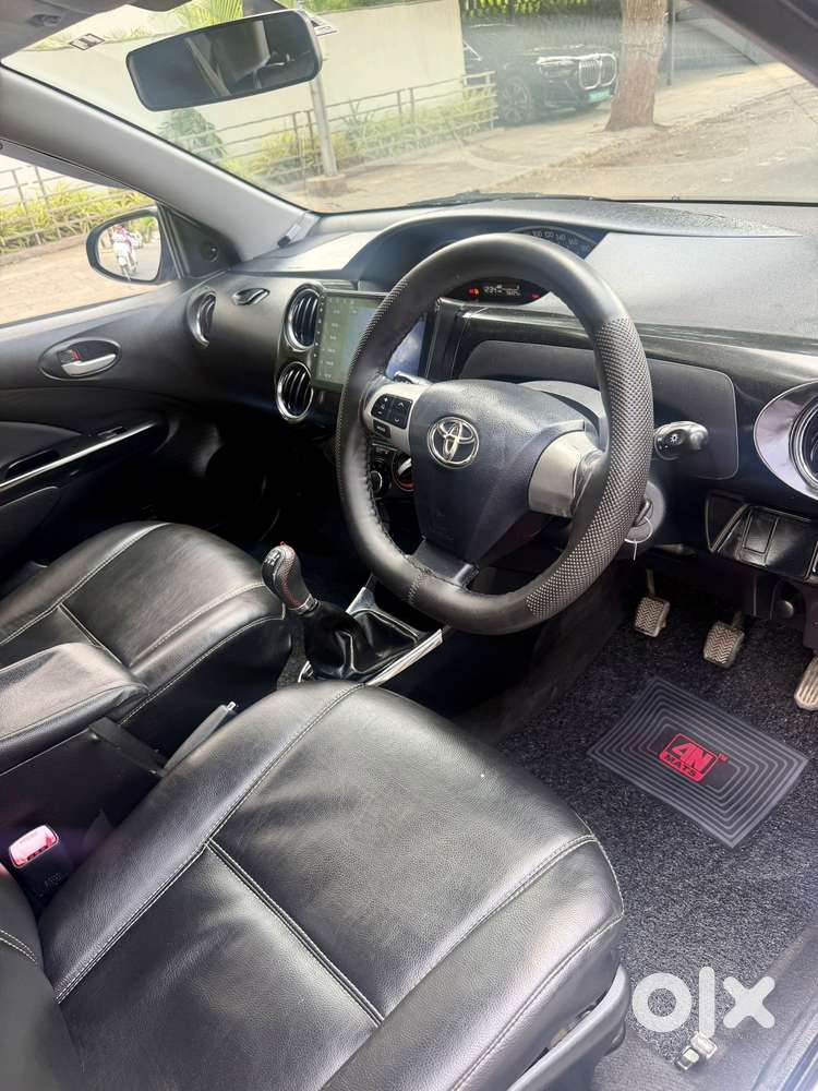Toyota Etios Cross 1.5l V, 2015, Petrol