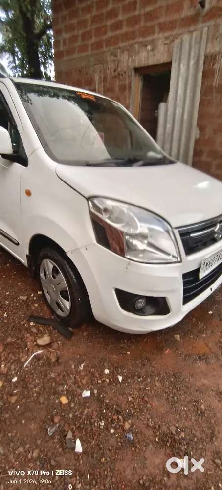 Only Old Car After Then No Family Family 7 Seater Car