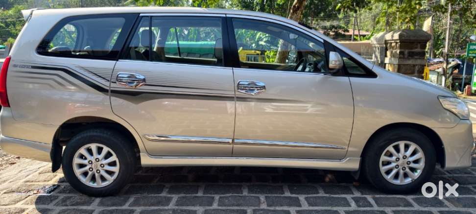 Toyota Innova 2.5 Z Diesel 7 Seater, 2014, Diesel