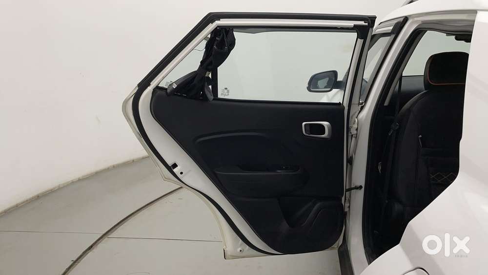 Hyundai Venue Sx Plus Turbo Dct, 2022, Petrol