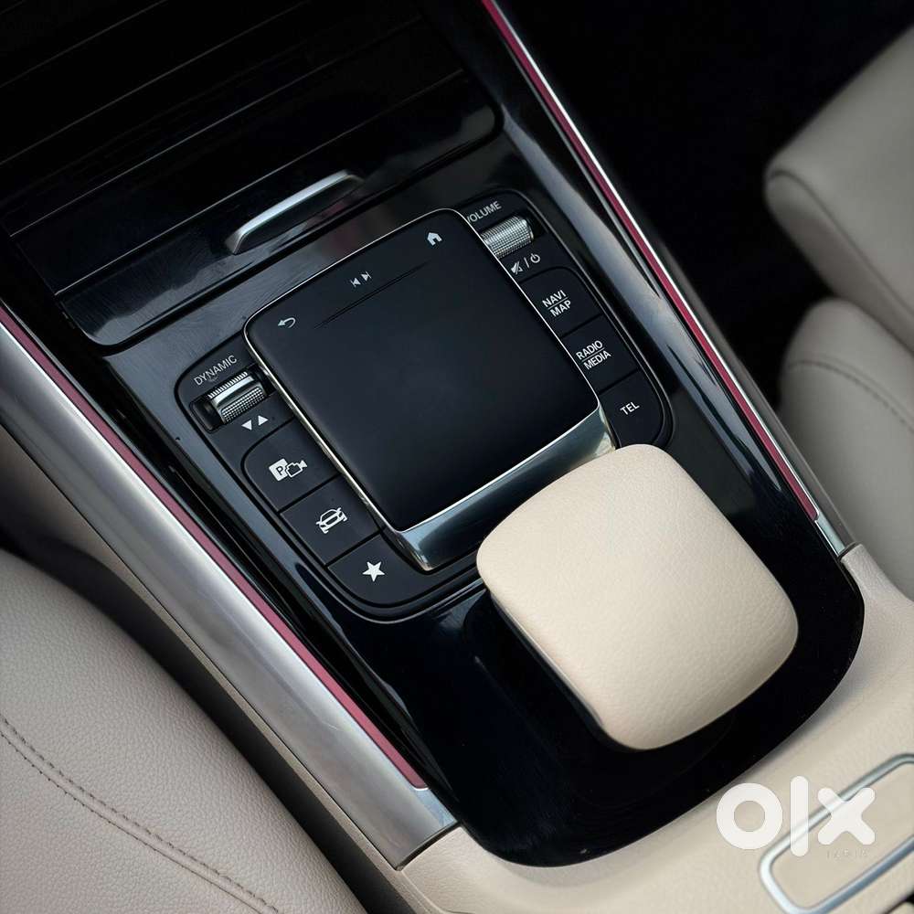 Mercedes-benz Gla 200, 2024, Petrol