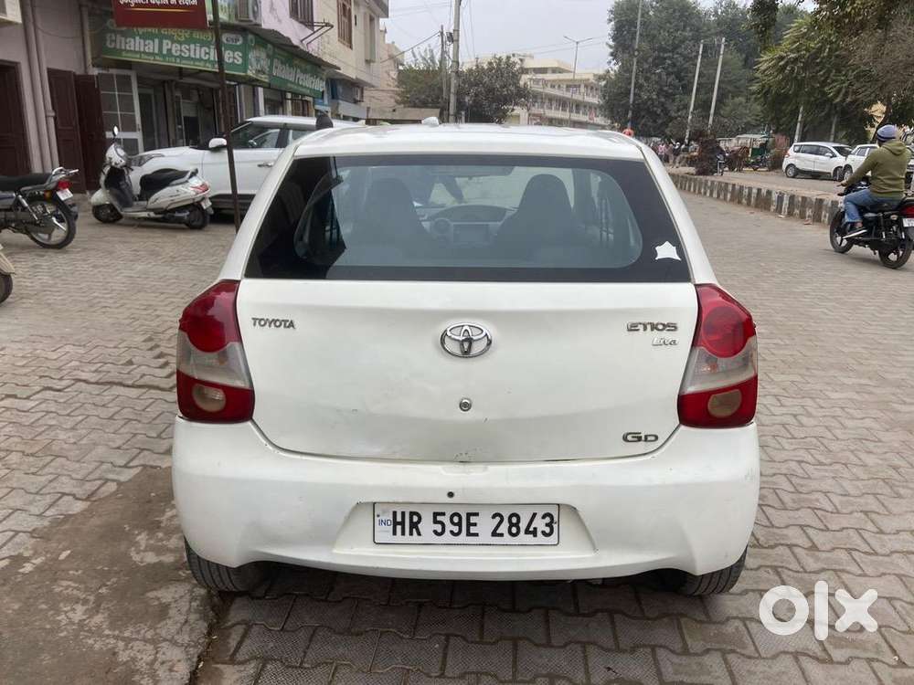 Toyota Etios Liva Diesel 198000 Km Driven