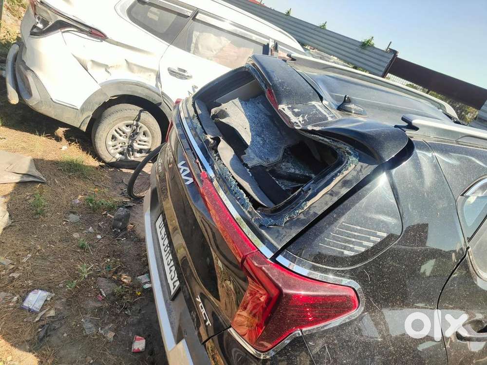 Kia Sonet 1 Petrol 39000 Km Driven