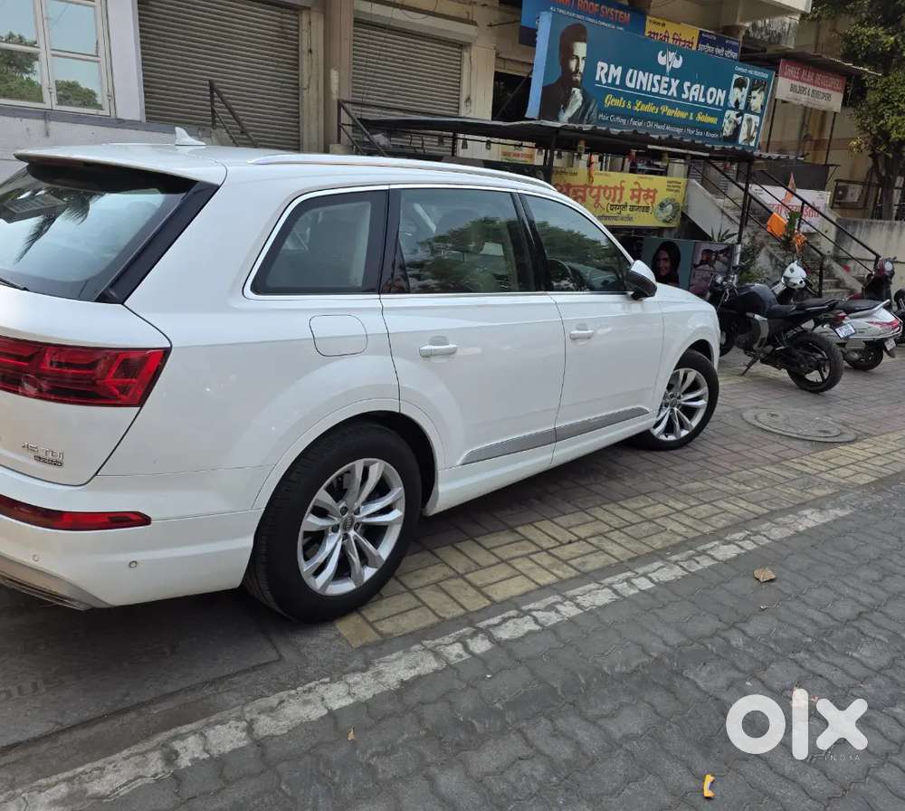 Audi Q7 2019 Diesel 105000 Km Driven
