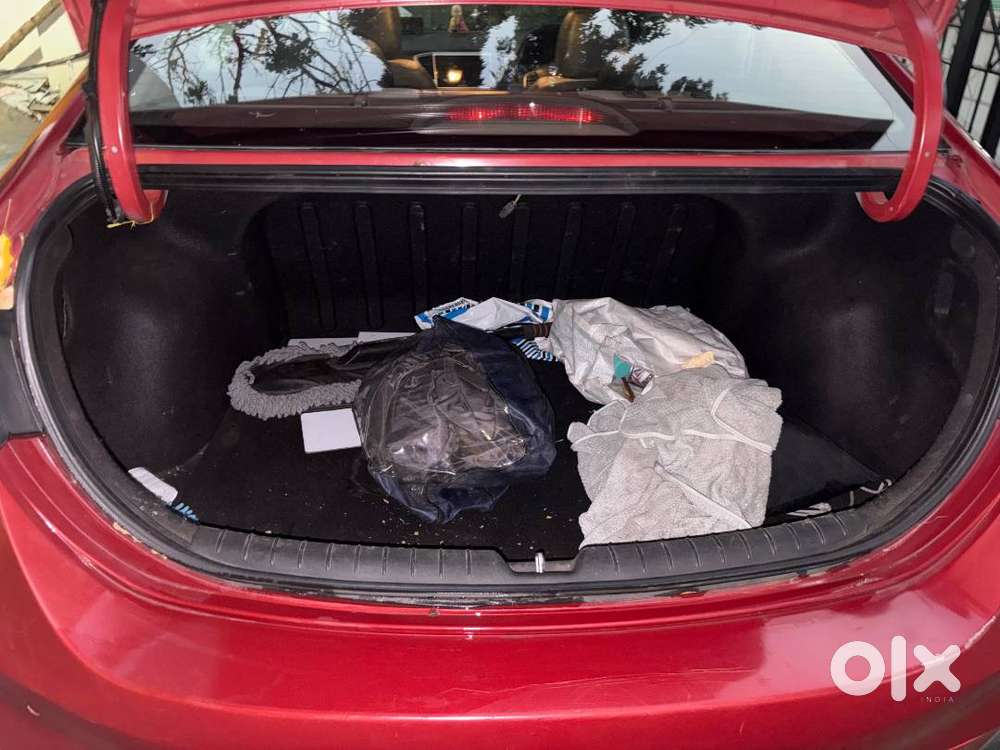 Top Model Automatic Car With 2 Original Keys