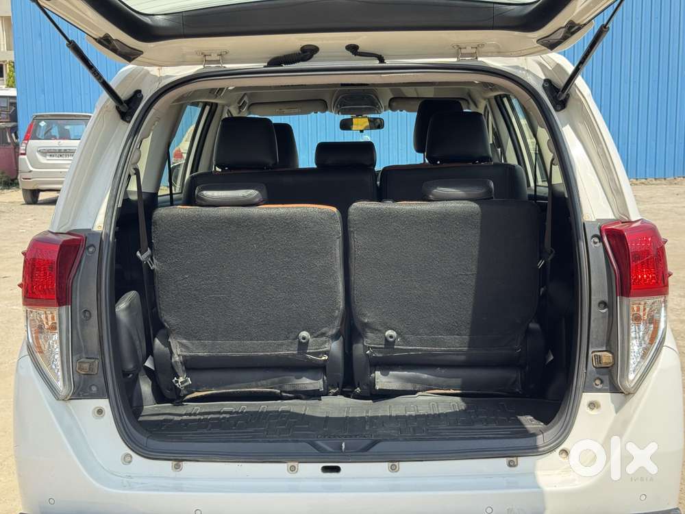 Toyota Innova Crysta [2020-ongoing] 2.4 Vx 7 Str, 2020, Diesel