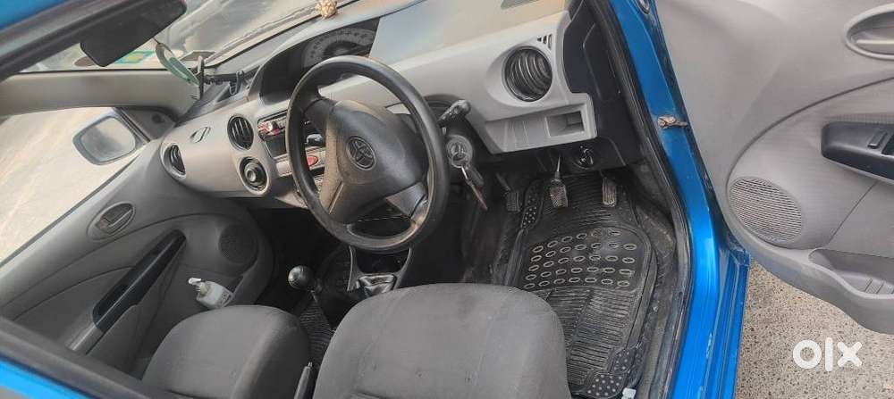 Toyota Etios Liva 2011-2012 G, 2012, Petrol