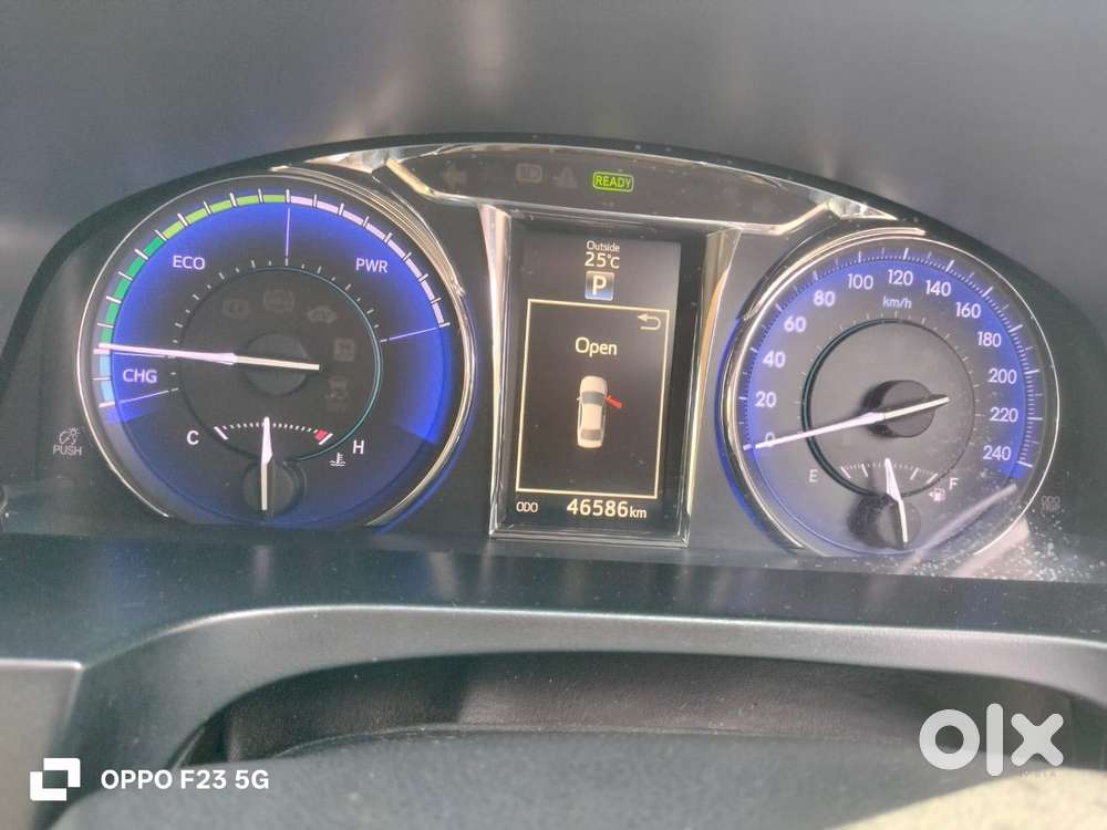 Toyota Camry 2.5l Automatic, 2015, Cng & Hybrids