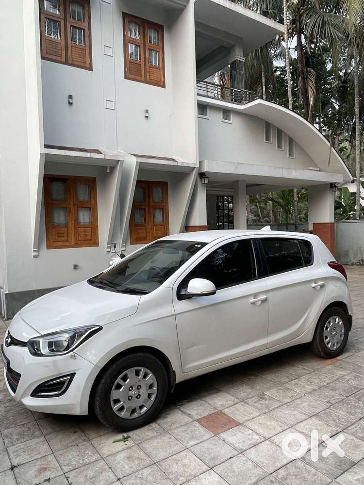 Toyota Corolla Altis 2013-2017 D-4d G, 2014, Diesel