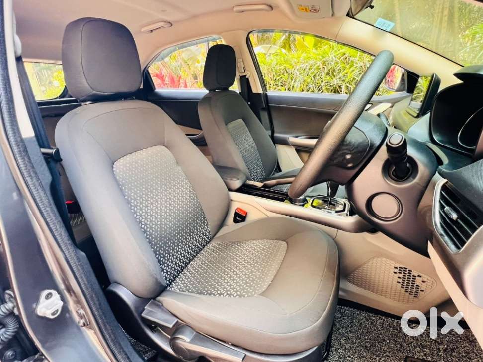 Tata Nexon Amt Xza Plus, 2018, Petrol
