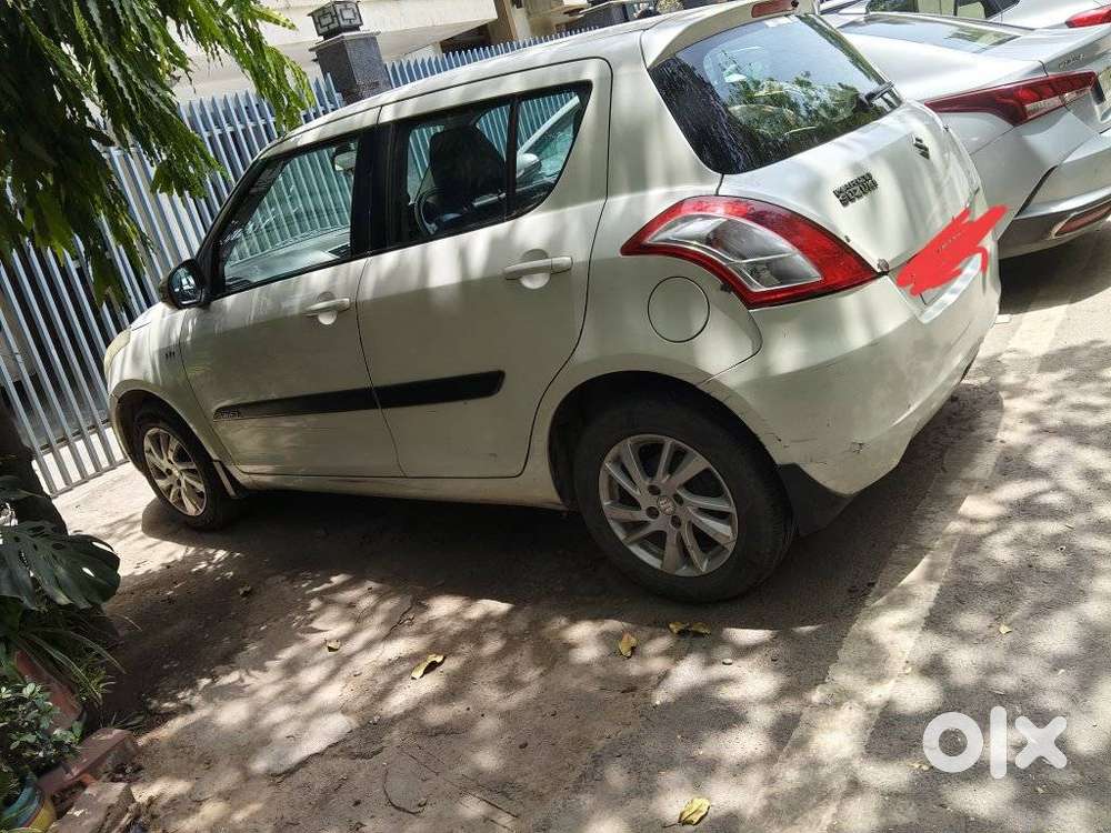 Maruti Suzuki Swift Zxi, 2012, Petrol