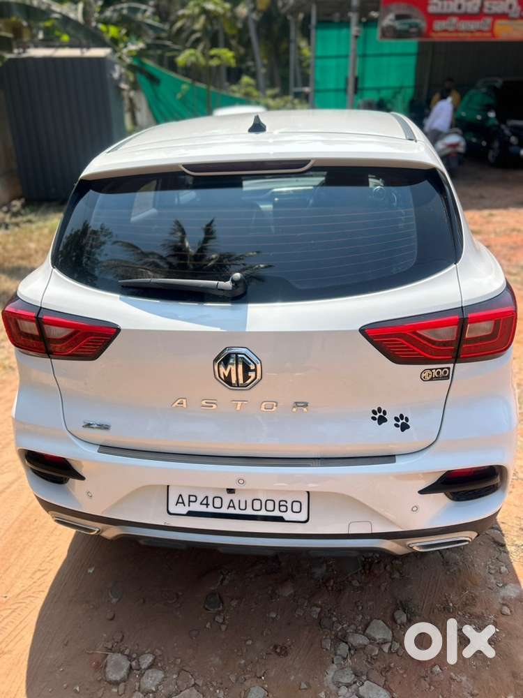 Mg Astor 2023 Petrol 22347 Km Driven