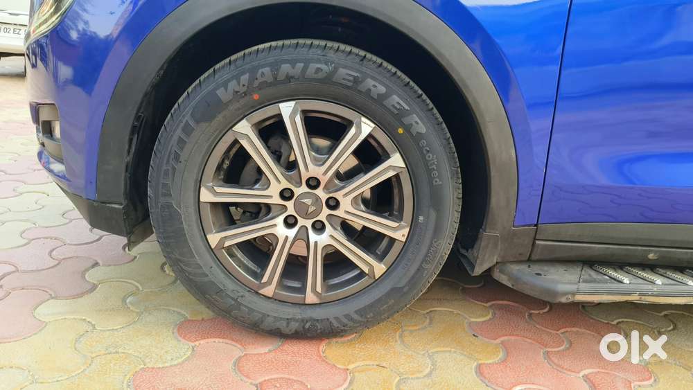 Mahindra Xuv700 2.0 Ax 7 Petrol At Luxury Pack Str, 2022, Petrol