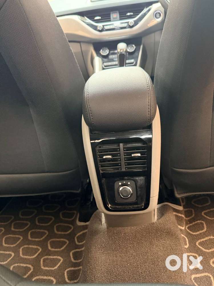 2018 Tata Nexon Xza+ Diesel Amt  1st Owner  40k Km  Dual Tone