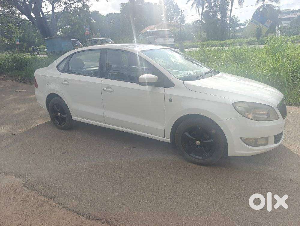 Skoda Rapid 1.5 Tdi Cr Elegance Plus, 2012, Diesel