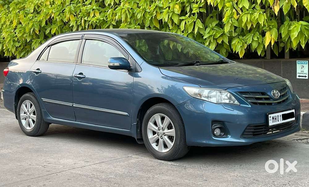 Toyota Corolla Altis 2012