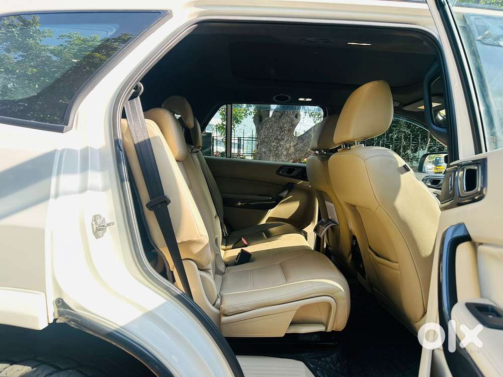 Ford Endeavour 3.2 Titanium 4x4 At, 2018, Diesel