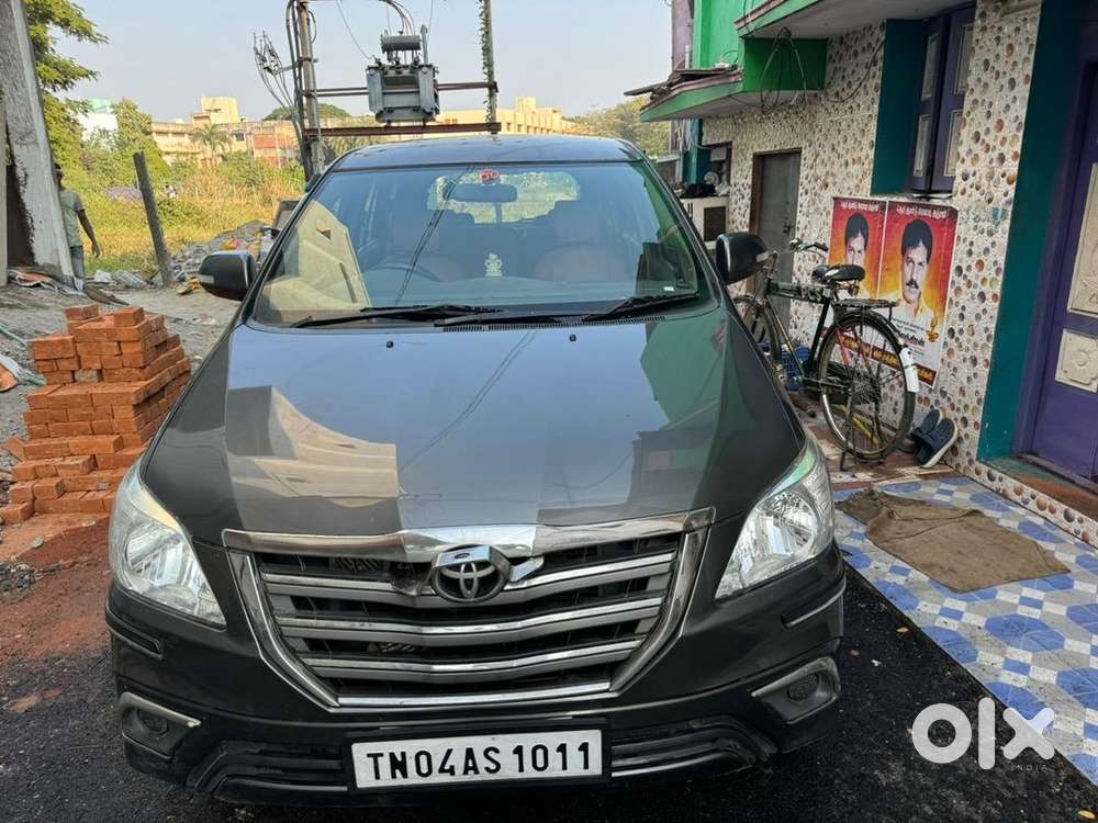 Toyota Innova 2012 Diesel Well Maintained
