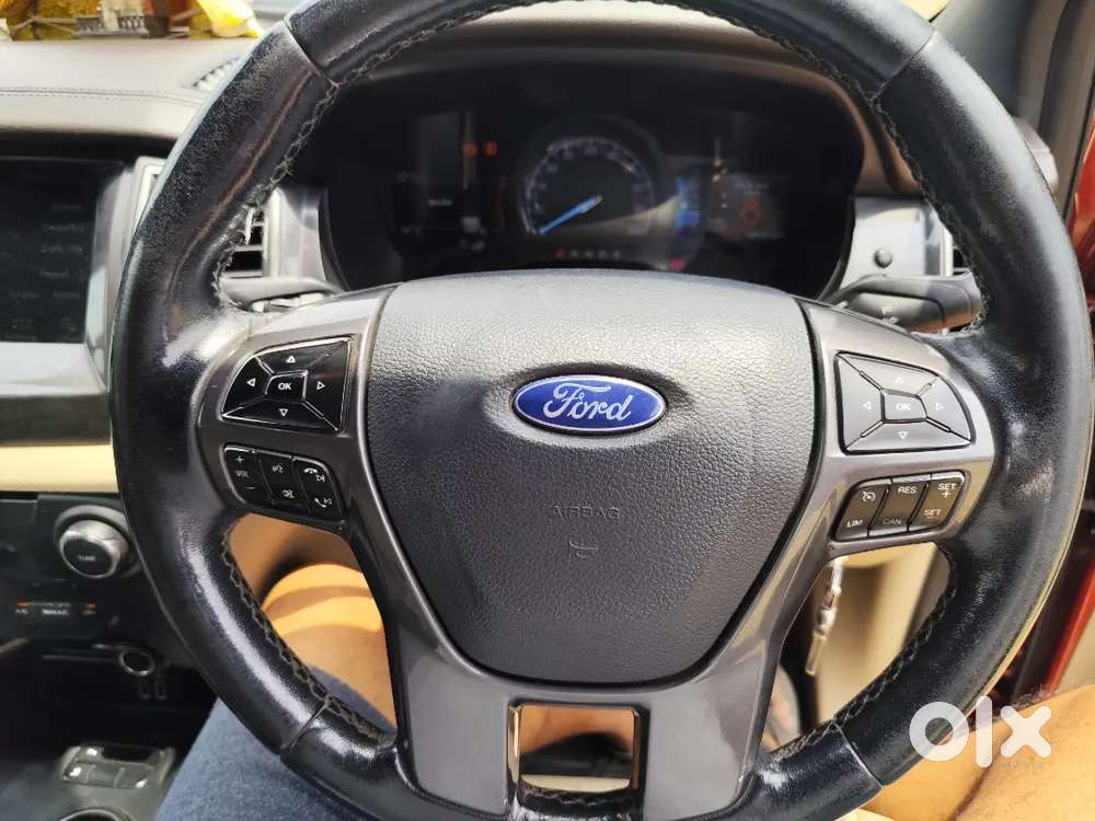 Ford Endeavour Titanium 2018