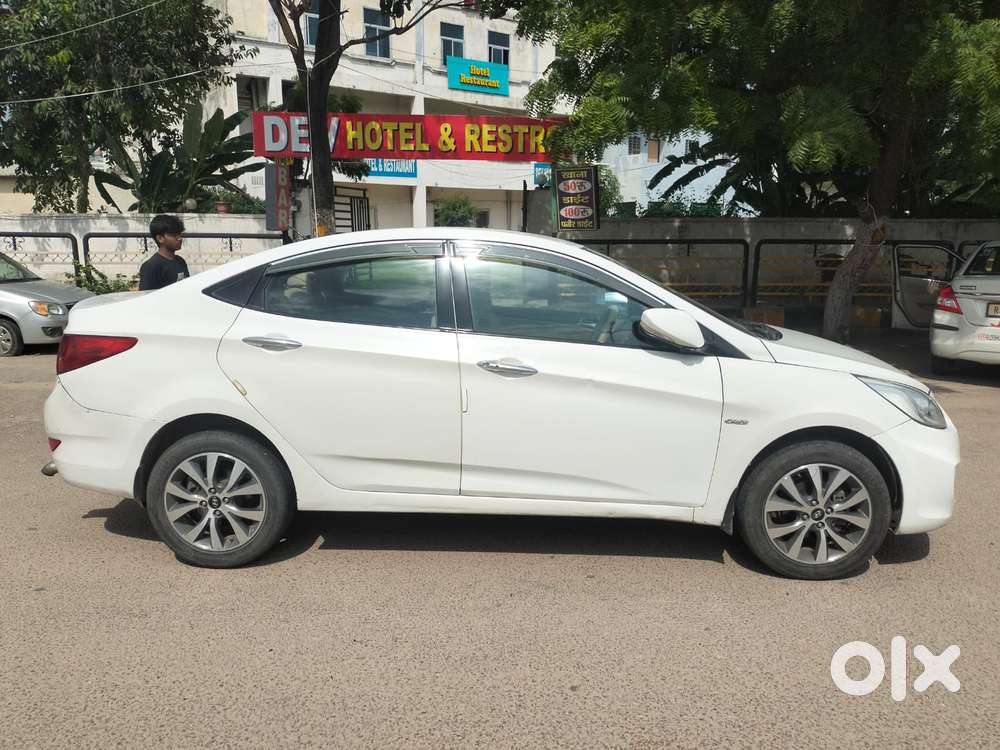 Hyundai Verna Sx Crdi At, 2014, Diesel