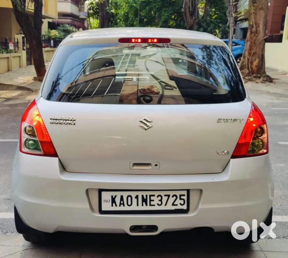 Maruti Suzuki Swift 2010