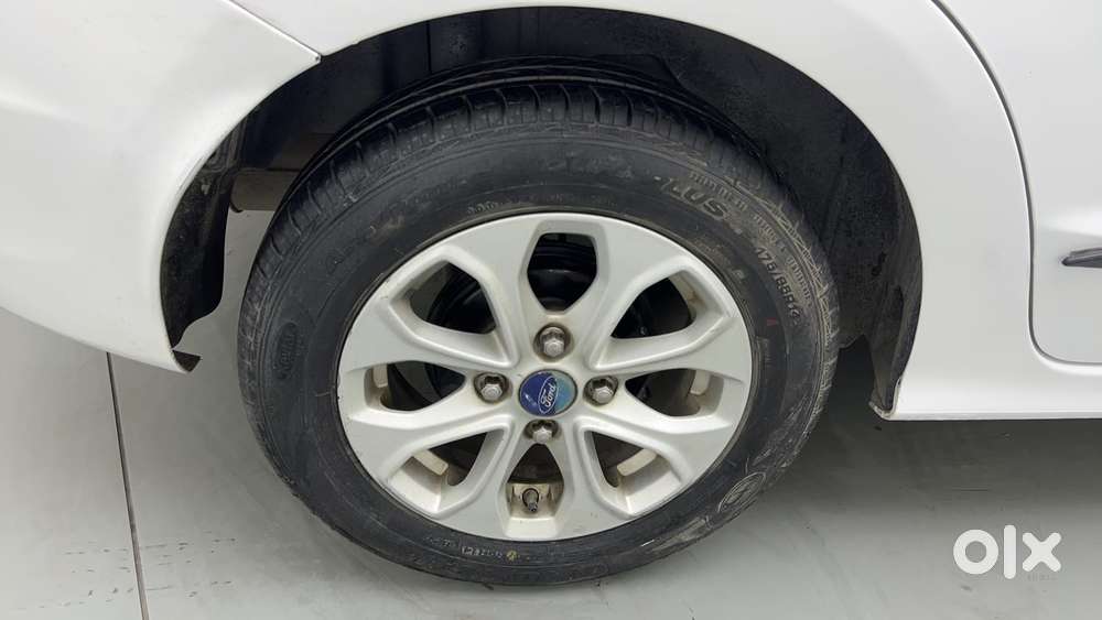 Ford Figo Aspire Titanium, 2015, Petrol