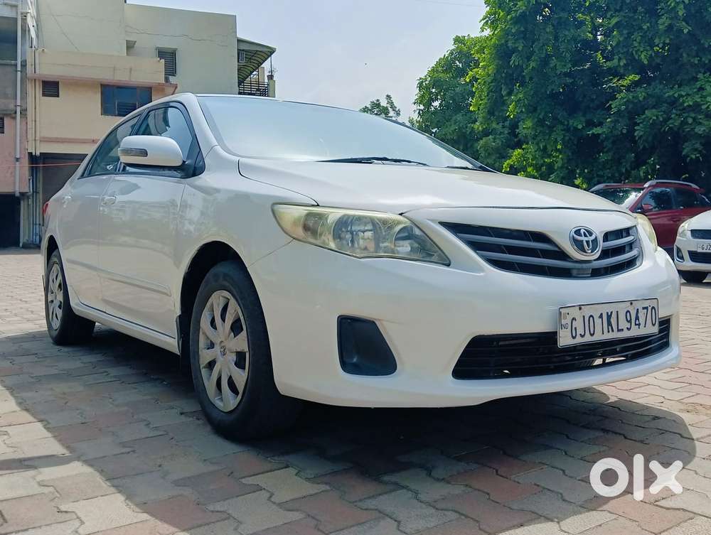 Toyota Corolla Altis 1.8 J, 2011, Petrol