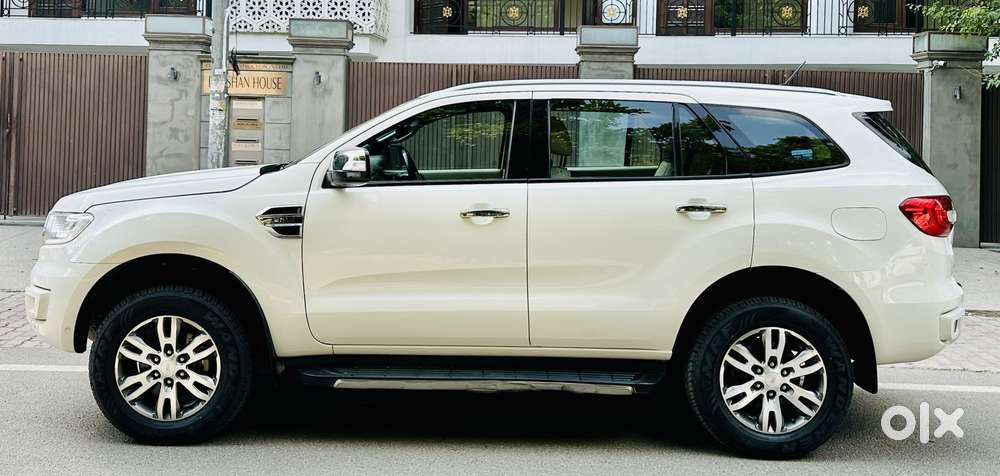 Ford Endeavour 3.2 Titanium 4x4 At, 2017, Diesel