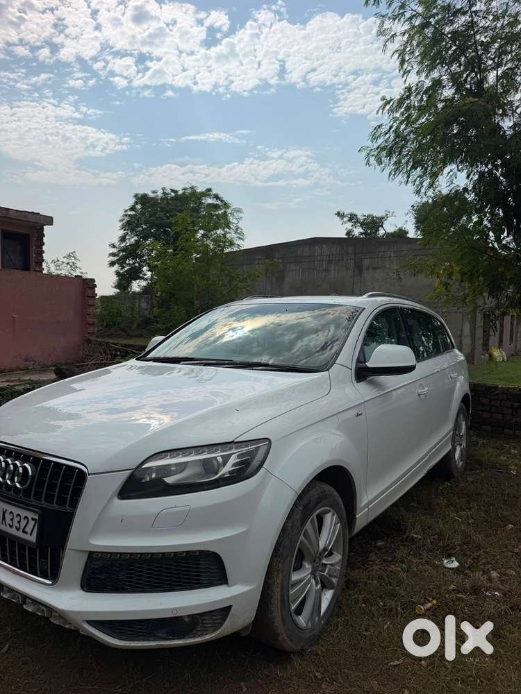 Audi Q7 2013 Diesel 82000 Km Driven