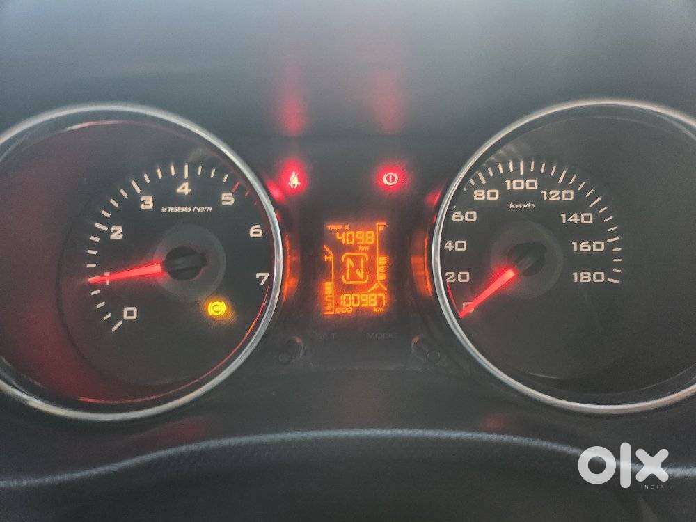 Mahindra Tuv 300 Mhawk100 T8, 2017, Diesel