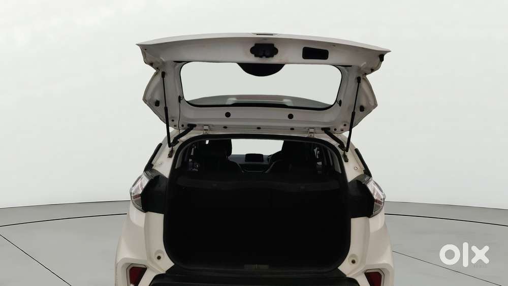 Tata Nexon 1.2 Revotron Xz Plus, 2022, Petrol
