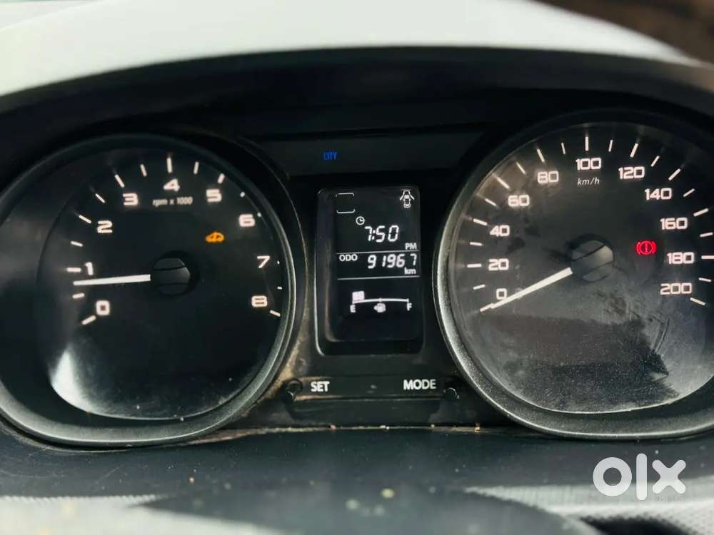 Tata Tiago Xt 2016
